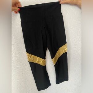 Strut - this X Barry’s Bootcamp capri leggings